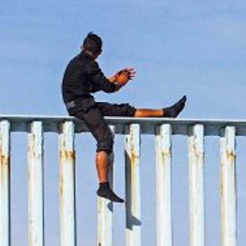 X JUMP WALL 1